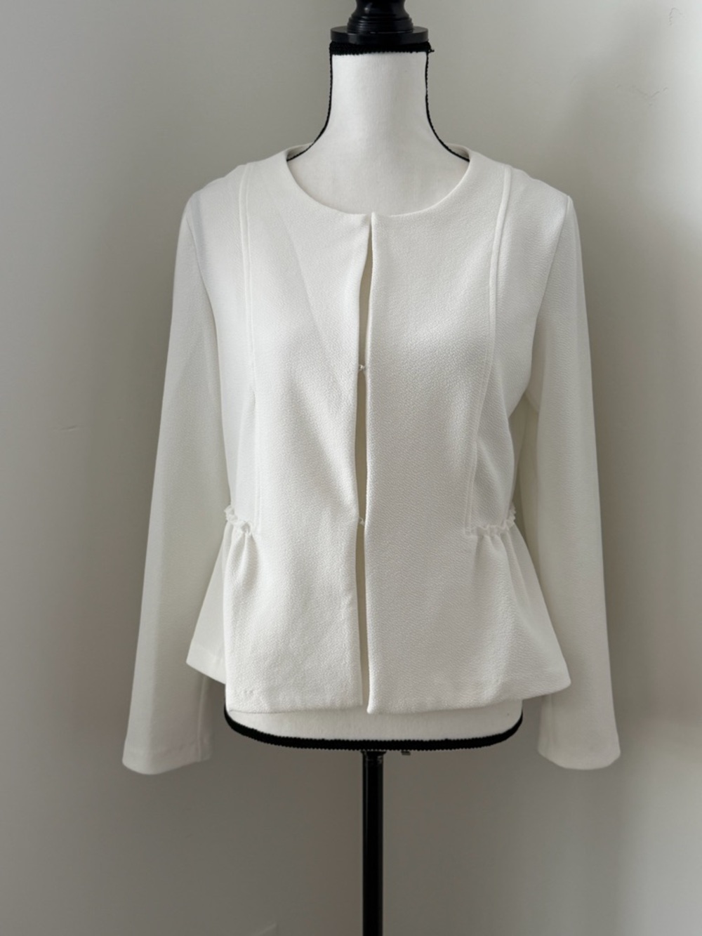 GNW White Peplum-Style Collarless Jacket